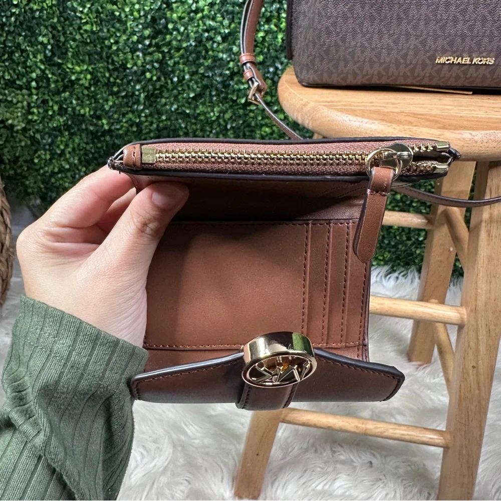 Nwot Michael Kors large Emilia Satchel Shoulder Crossbody Bag w/ matching wallet - Picture 7 of 17